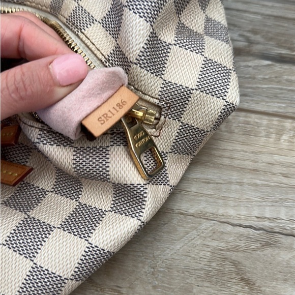 Authentic Louis Vuitton damier azur Backpack - Picture 10 of 11